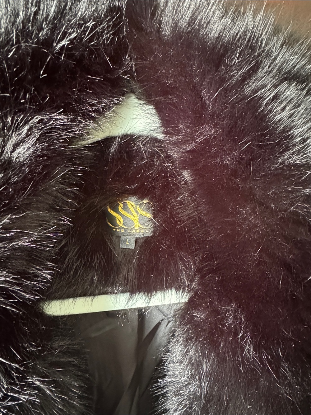 SSYS Cropped Faux Fur Jacket in Black - Picture 2 of 5